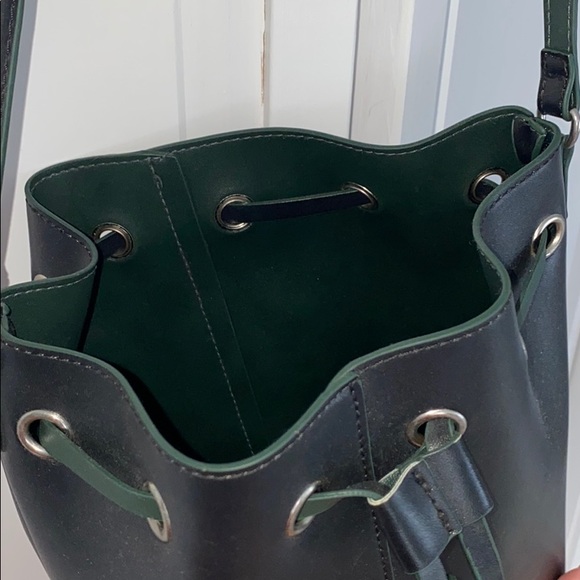 Urban Outfitters bucket bag - Picture 6 of 10